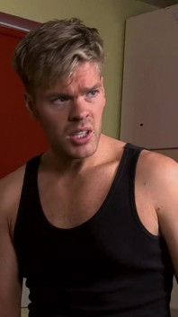 Brooklyn blue, blondes schätzchen mit dicken möpsen & ryan Ryder, musku-typ in einer heißen küchen-tabu-action