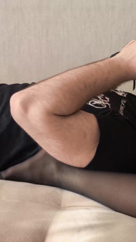 Nou sex în trei bisexual. FPM. Soția îl invită pe sclavul bisexual pentru soțul ei. Scenă completă. Ep. 31031