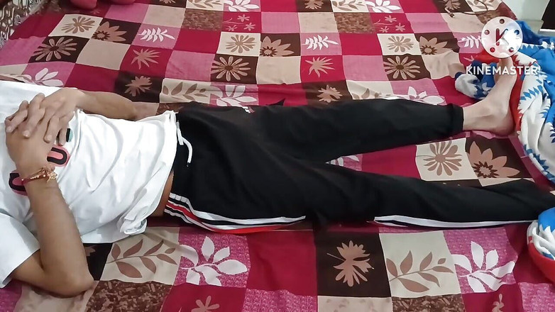 Desi__Panda: Páni, když se poprvé dotknu svého velkého monstrózního ptáka svého...