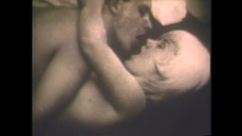 The Unforgettable: Babi Gozona Memompa Susu