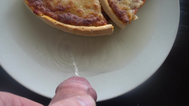 Food Pissplay: Sikam na pizzę, żeby ją zjeść