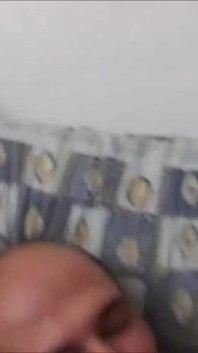 Bruneta este futută de două pule tare