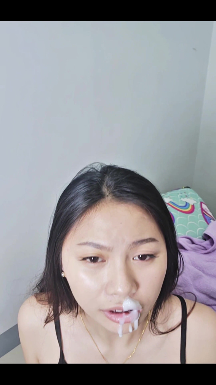 Cherrryblisss: Little Slut