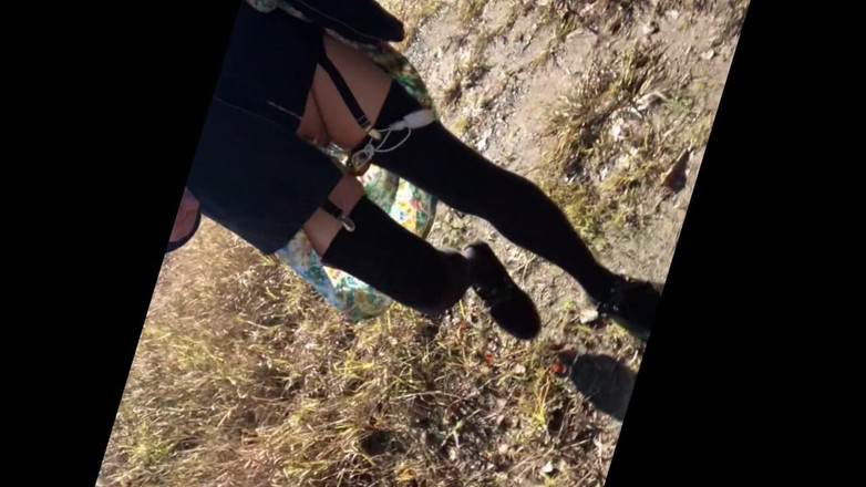 megu2002: 아침부터 독립 훈련 No24 노출 걷기