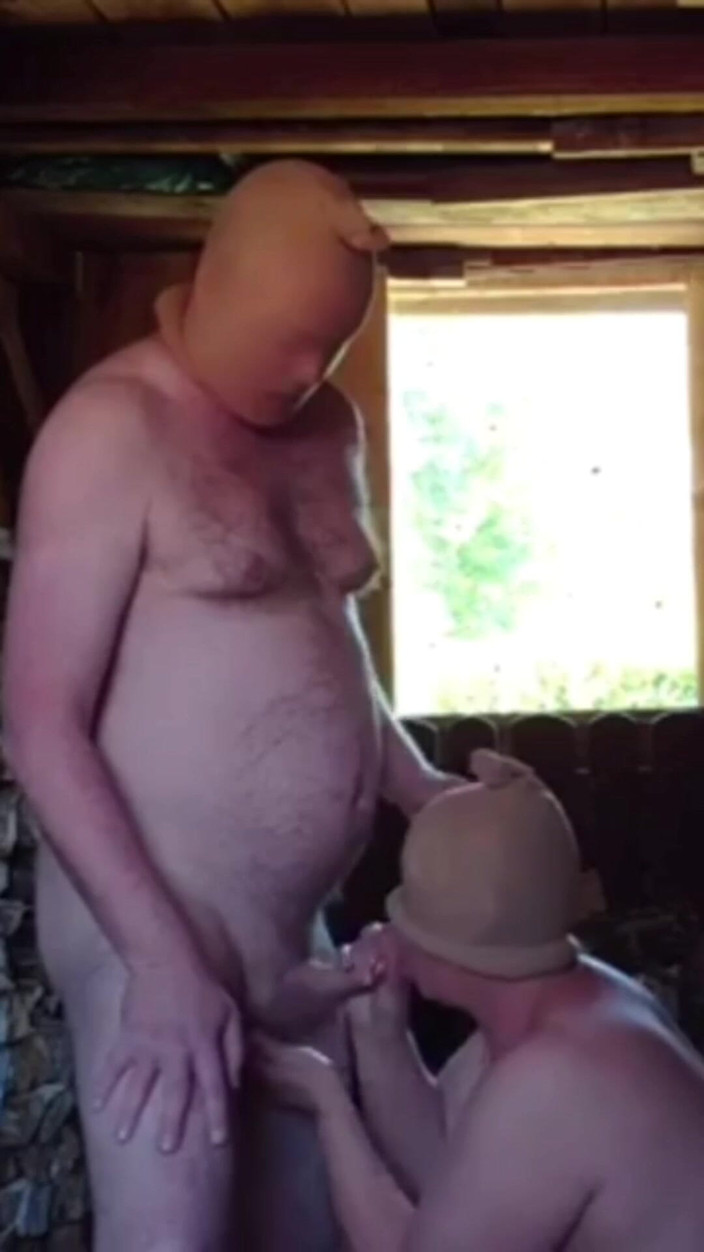 Hot-Pussy66: Wytrysk po piesim seksie