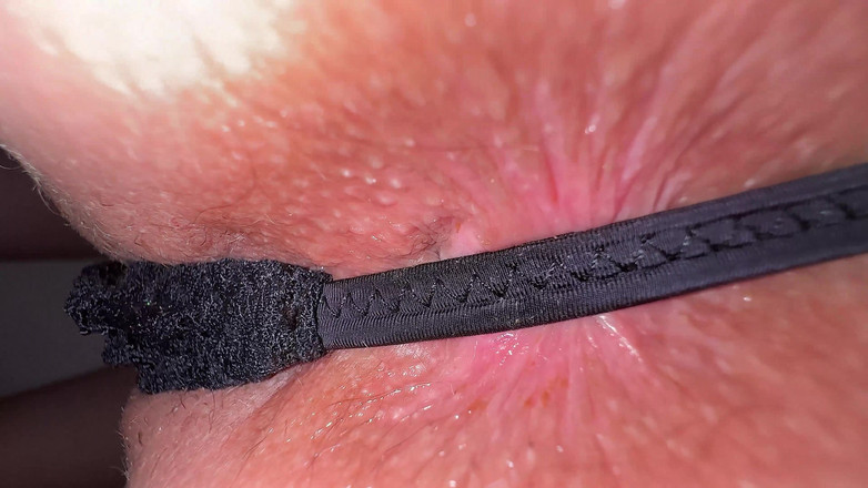 Gigi oficial: 熟女は、アラブの王子とのセックスの後に新しいテスラを選択し、手に入れた