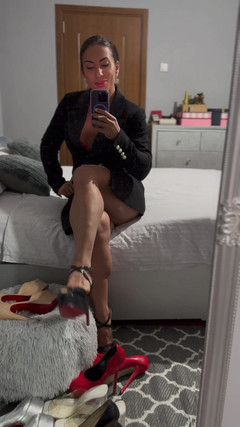 Alesyamuscledoll: Oblek na