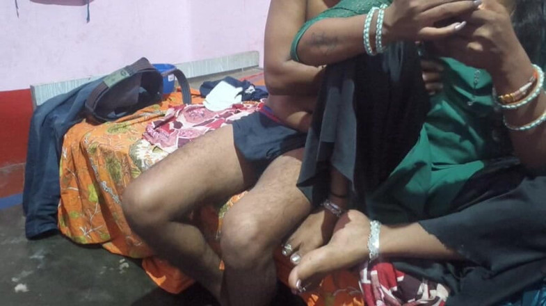 Sobha rani: Сільський трах