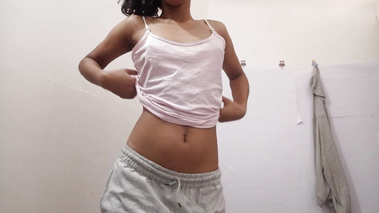 desigirl93: Mládí mé kundičky, obě moje prsa se stala těsnou, dnes...