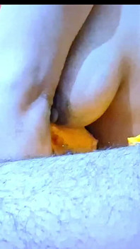 Bhabhi India menunjukkan buah dada