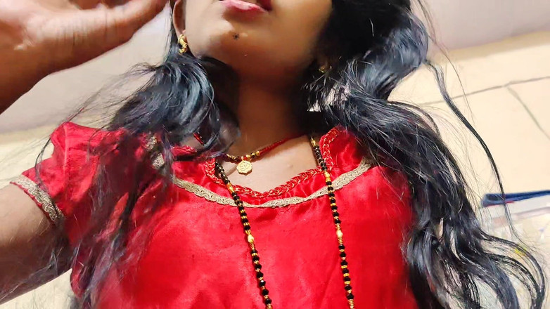 BadAim6: Karım Hintçe ses kaydıyla evde yokken karımın üvey kız kardeşiyle sikişiyorum