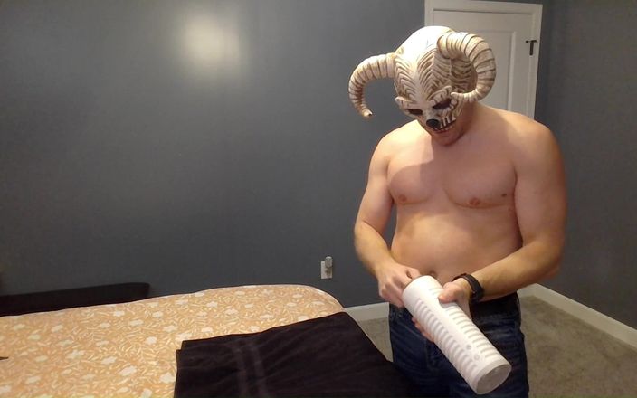 Bald Daddy: Balddaddyは大変な一日を過ごしており、ストレスを解消する必要があります。淫語の悪魔