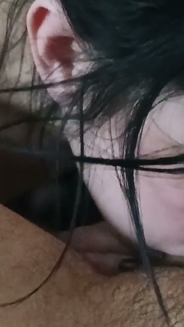 vuana: Real Homemade Wife Sucking Big Cock with Cum on Her...