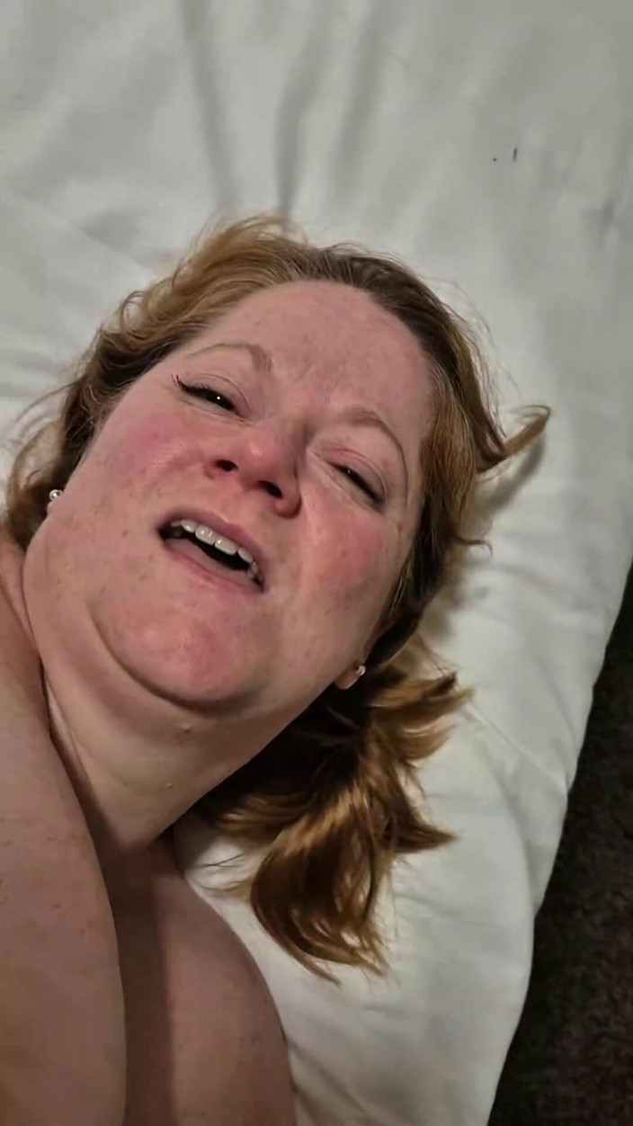 Lola38g: Lulu Does Messy Bareback Anal