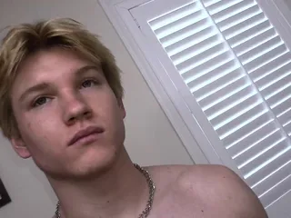 Virgin hottie paying his dues bareback