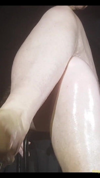 Jambes et pieds pâles sexy