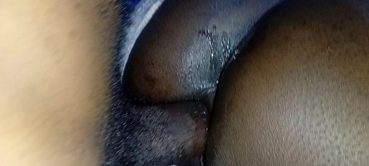 Creamyshuga: 彼女は大きなチンポを取るのが大好きです