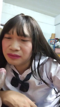 Studentka Ladyboy a její muž