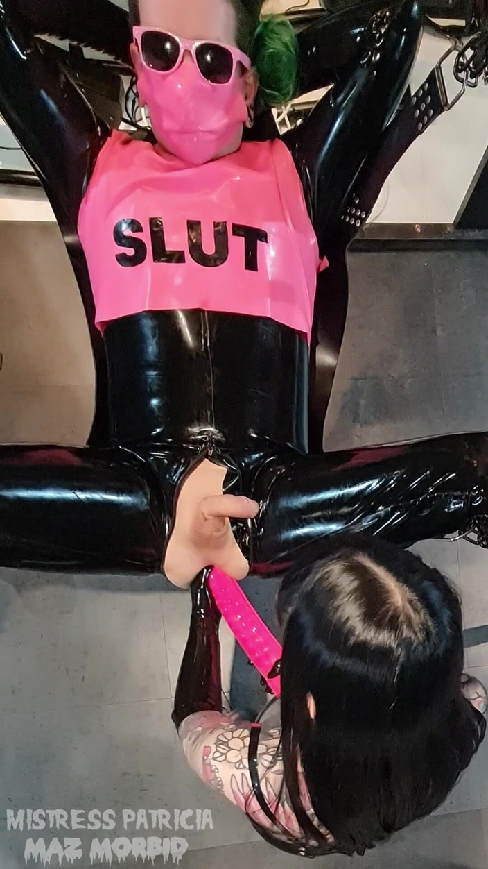 KinkyFemdomTV: Trening głębi powyżej z udziałem kochanki Patricii