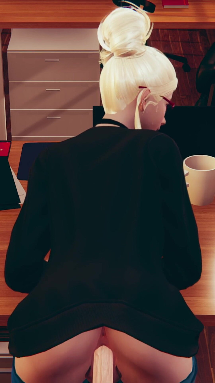 TravisMillpi: パートナーたちが辞めた後のボス・クソみたいな秘書