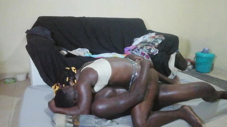 Pornsexlive: Isteri orang lain akan bercinta