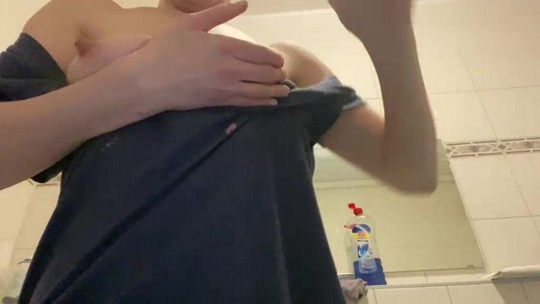 Pussy69: Melanie Solo