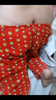 할로윈 시즌 : 웹캠 앞에서 공연하는 것이 좋다