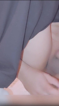 Desi ragazzo gay con un dildo da 12 pollici