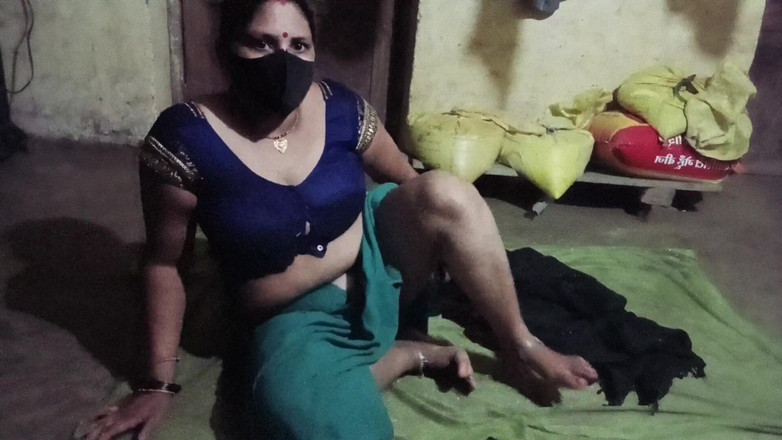 Desi_bhabhi121: Hintli Kadın Çıplak Amcık Part_1