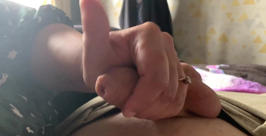 Filthy British Couple: 今早为肮脏的先生厚颜无情地打手枪！