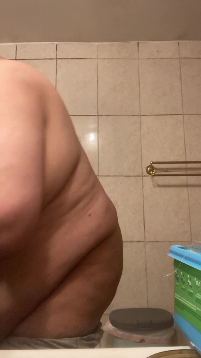 Chubbytits16: Bărbații se joacă cu mine, te rog
