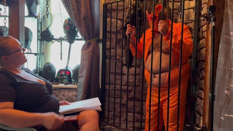 Aaexperiencesltd: L'intervista di mr Swine al cazzo di domina satana