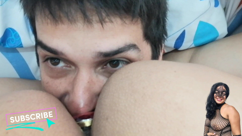 Valkyrie and Luigy Couple: Valkyrie : la beauté incomparable d’une guerrière légendaire