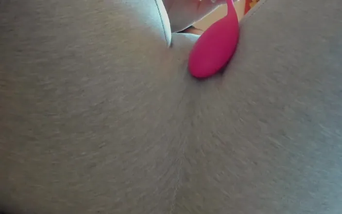 Nicoletta Embassi: Sensational Mega Clitoral Orgasm with Vaginal and Anal Contractions Come...