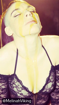 Honey ile damlıyor