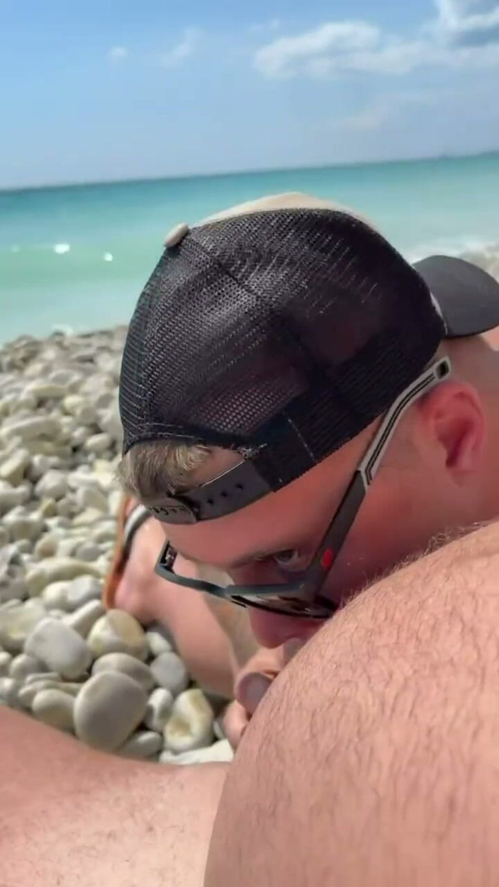 hot_bears_rus: Nudist Beach