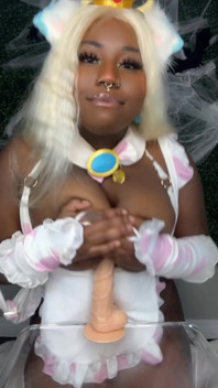 Cowpeach Loves Giving Sloppy Bjs