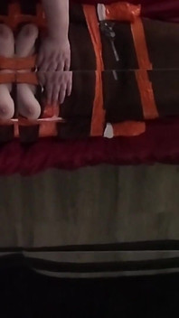 Bahagian 3 - Pita Perhambaan, lapisan pantyhose, BDSM puting, orgasme