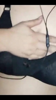 침실에서 여친의 핫한 댄스