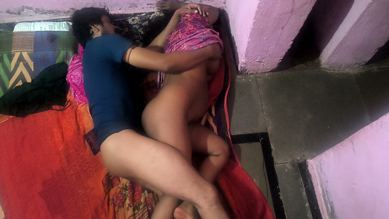 Amarjit2526: Il a Vu Les Hickeys Sur Mon Cou Et a...