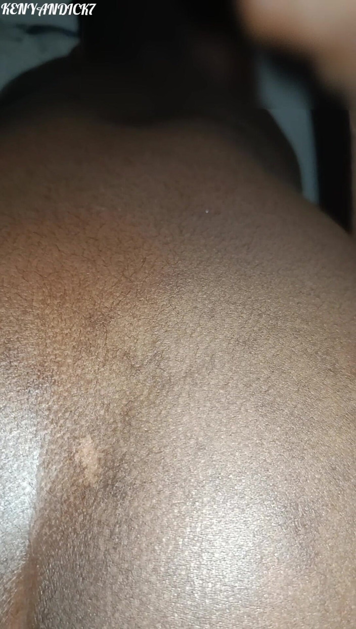 Kenyan Dick: Quente gozada interna queniana ébano bebê sendo fodida com força depois...