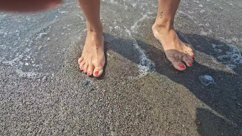 Ferrero anal experience: Chat by the Sea Between and Passers-by