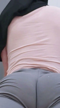 POV a Sexy Hijabi Girl Stretching in Yoga Pants Showing off Big Ass and Cute Pussy