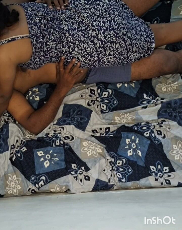 Funny couple porn studio: Infiel hermanastra con mi marido 1