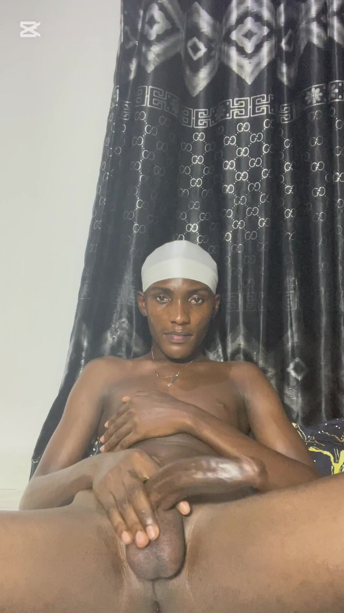 Aded-Toxic: Młody Twink z BBC