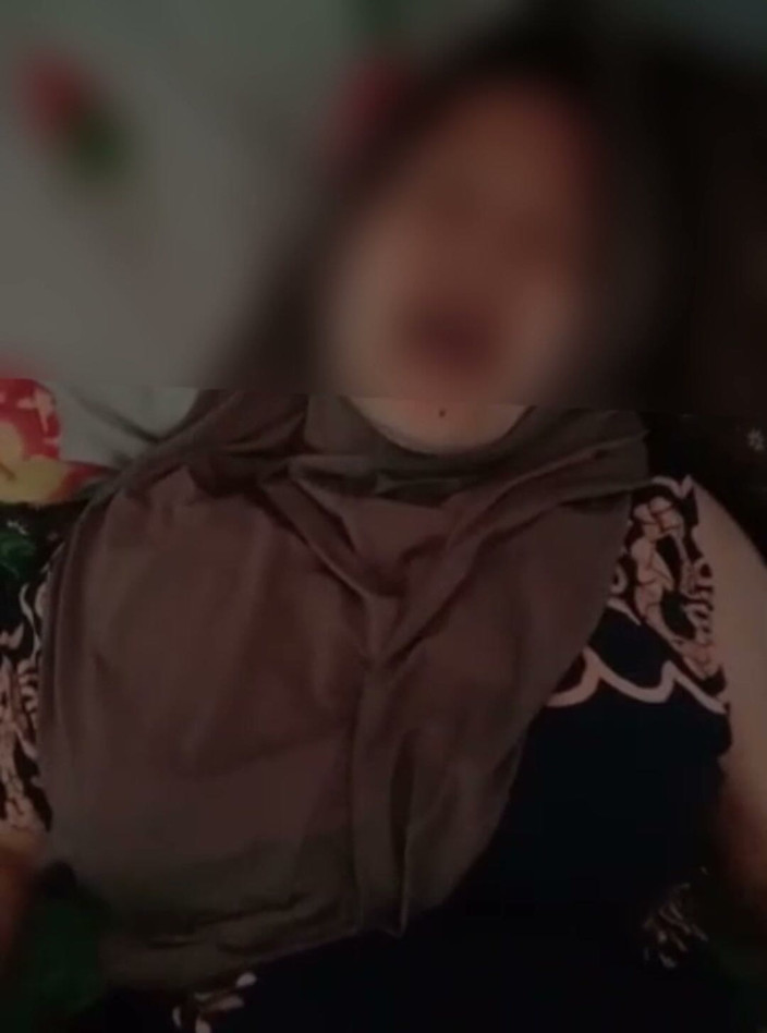 Famly sex: The Sighing of a Village Girl in Hijab Is Really...