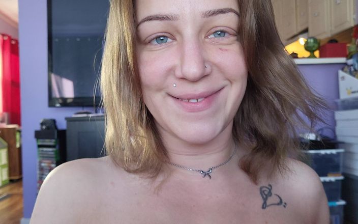 Celaena C: Țâțe futând o matură sexy incitantă și ejaculând peste țâțele ei