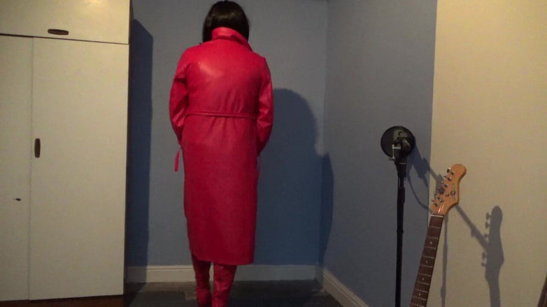 Leather Kirsten: More Leather