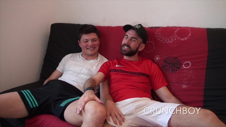 INTERRACIAL BAREBACK SEX: 2198 Minha primeira vez com garoto árabe com pau enorme