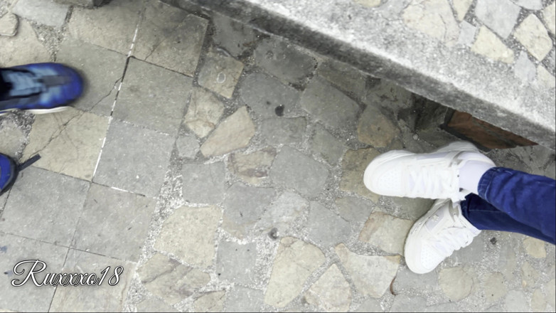 Ruxxxo18: 路上でのコロンビア人出会い ワイルドなセックスを求める